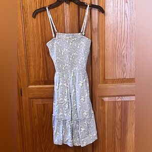 EUC ~ ADORABLE!! Hollister open Back Sundress ~ Size Small